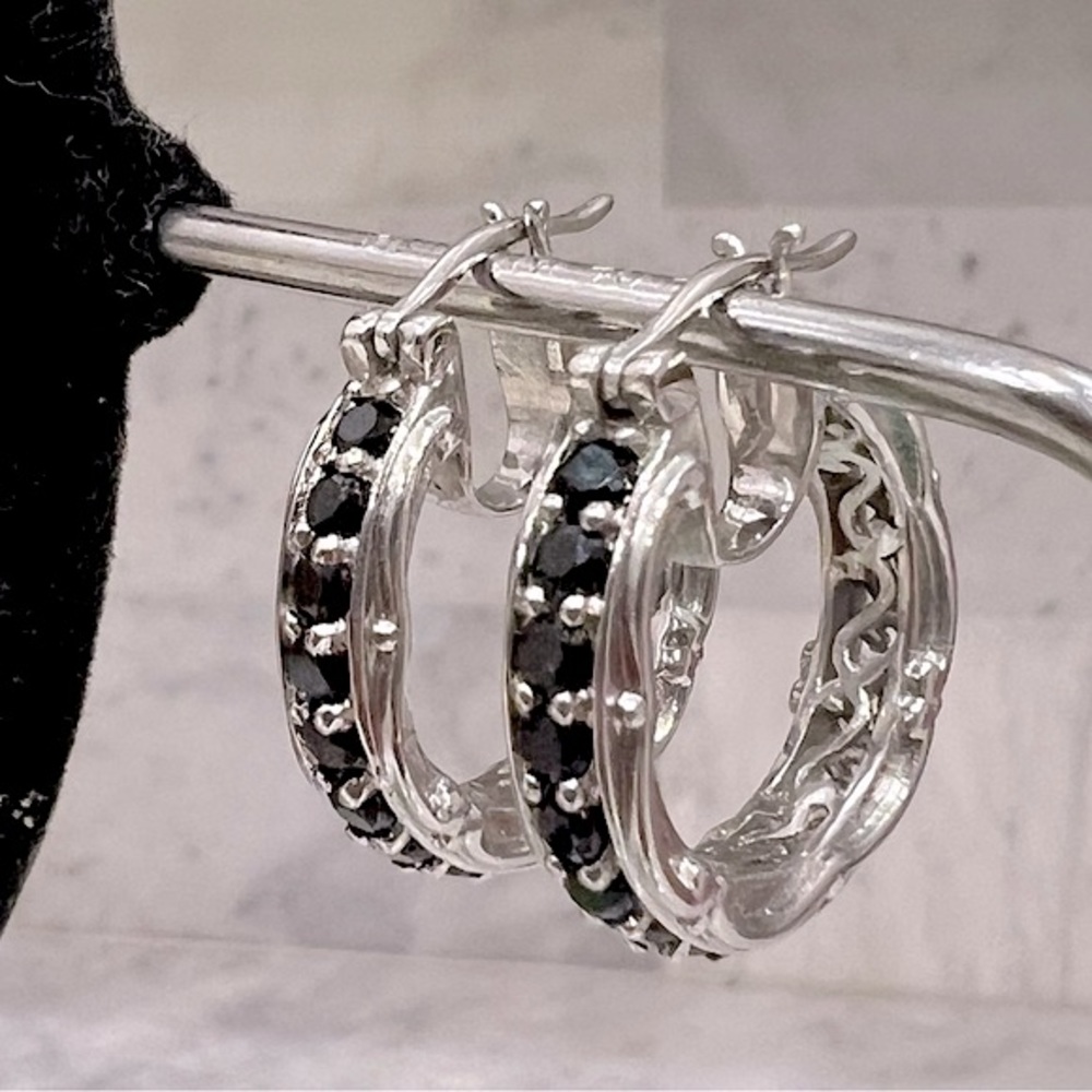 Thai Black Spinel Silver Hoop Scroll Detailed Earrings - Picture 6 of 14